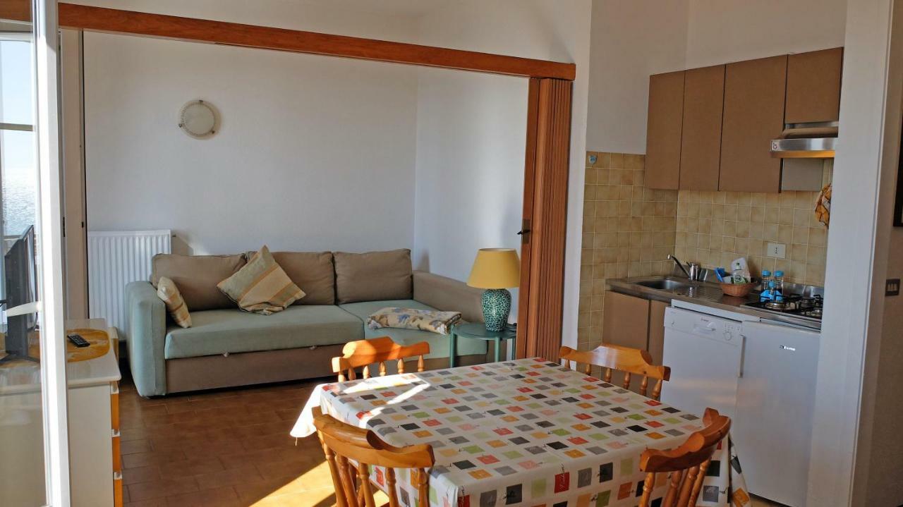 Appartamenti La Pineta Marina dʼMarina dʼAndora Esterno foto